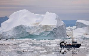 СММ: Дар Антарктида тақрибан 3 триллион тонна пирях об шудааст