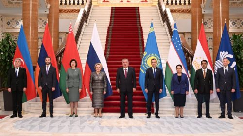 Президенти Ҷумҳурии Тоҷикистон Эмомалӣ Раҳмон роҳбарони ҳайатҳои парлумонии кишварҳои иштирокдори Иттиҳоди Давлатҳои Мустақилро ба ҳузур пазируфтанд