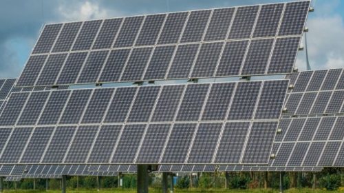 Масъалаи мондани панелҳои офтобӣ дар хонаҳои истиқоматӣ мавриди омӯзиш қарор мегирад