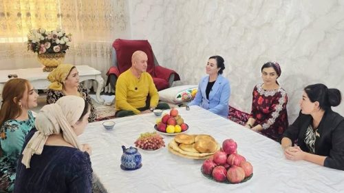 Фарҳанги оиладорӣ дар ҳаёту рӯзгори як оилаи беҳтарин аз ноҳияи Шоҳмансури шаҳри Душанбе