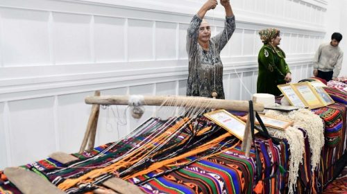 «ҲУНАРМАНДИ СОЛ». Дар Тоҷикистон озмуни ҷумҳуриявии ҳунармандӣ баргузор мегардад