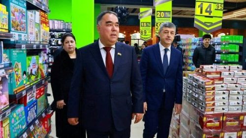 Дар шаҳри Бӯстон маркази савдои «Амид» ифтитоҳ гардид