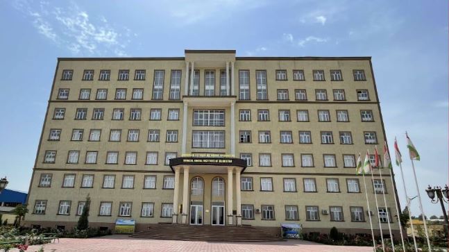 АВВАЛИН ХАТМКУНАНДАГОНИ ДОНИШКАДАИ ТИББӢ  — ИҶТИМОӢ БА БОЗОРИ МЕҲНАТ РОҲ ЁФТАНД