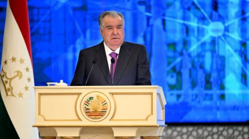 Сарвари давлат Эмомалӣ Раҳмон дар шаҳри Бохтар бо роҳбарон ва фаъолони вилояти Хатлон мулоқот намуданд