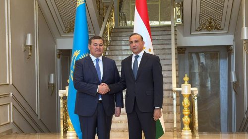 Тоҷикистону Қазоқистон ҳамкориҳои иқтисодиро густариш медиҳанд