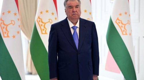 Сарвари давлат Эмомалӣ Раҳмон дар ноҳияи Восеъ ба таври фосилавӣ 20 иншооти таъиноташон гуногун ва 70 километр роҳҳои маҳаллиро мавриди баҳрабардорӣ қарор доданд